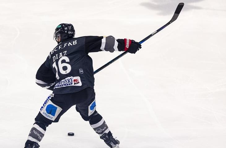 Gagnez 5x 2 places pour Fribourg Gottéron-EV Zug