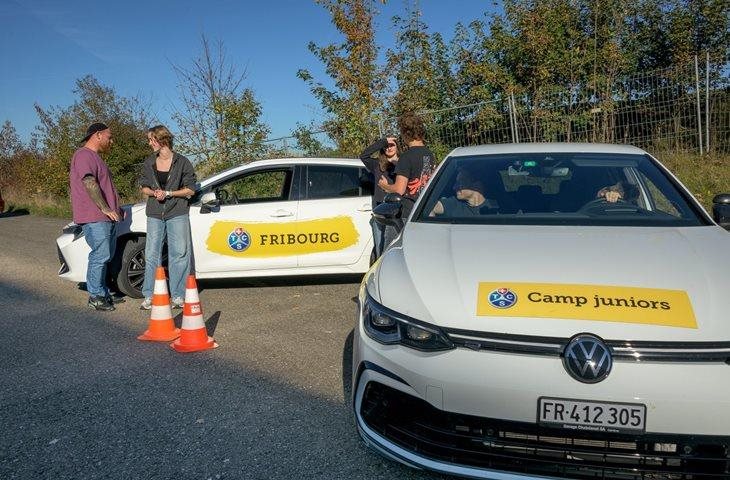 Prends une longueur d’avance avec le Stage Juniors du TCS Fribourg