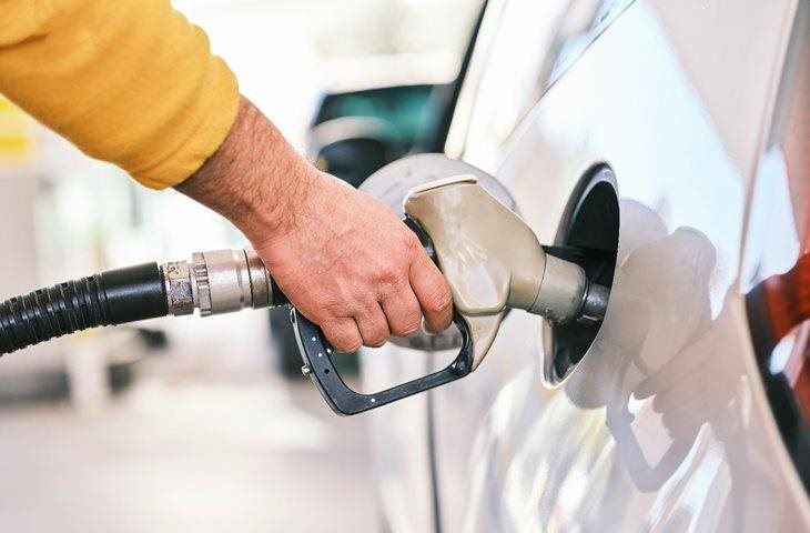 Prix du carburant: et si on faisait des économies?